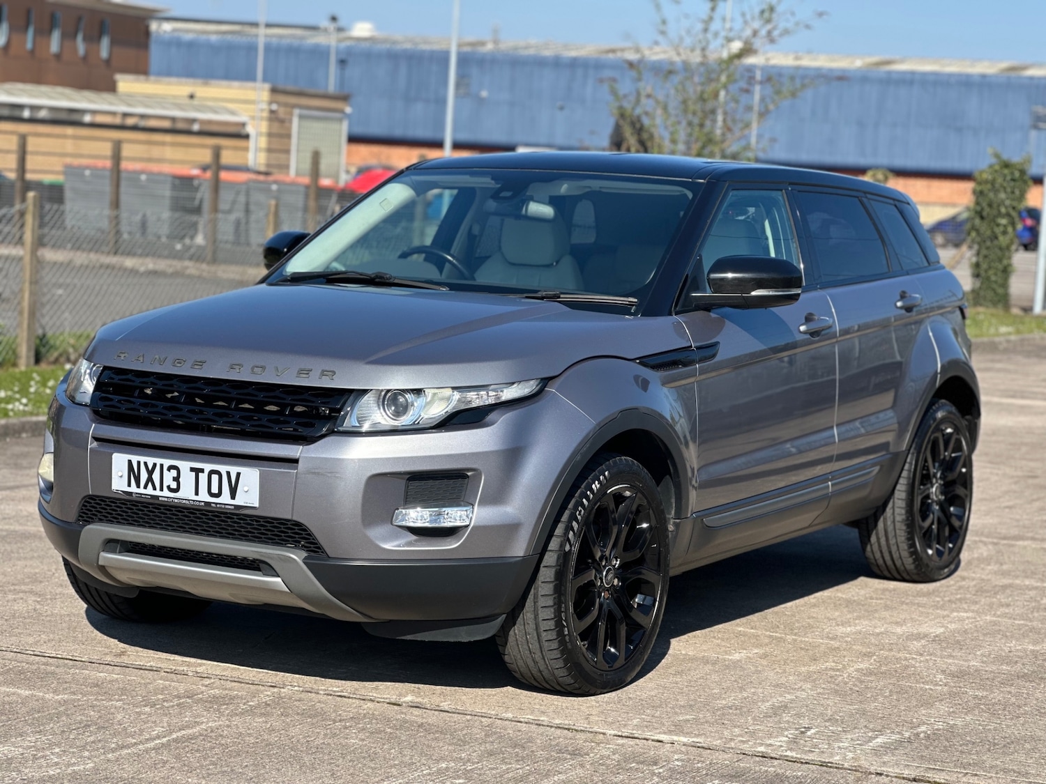Used Land Rover Range Rover Evoque 2013 for sale - 77958610: Photo 4