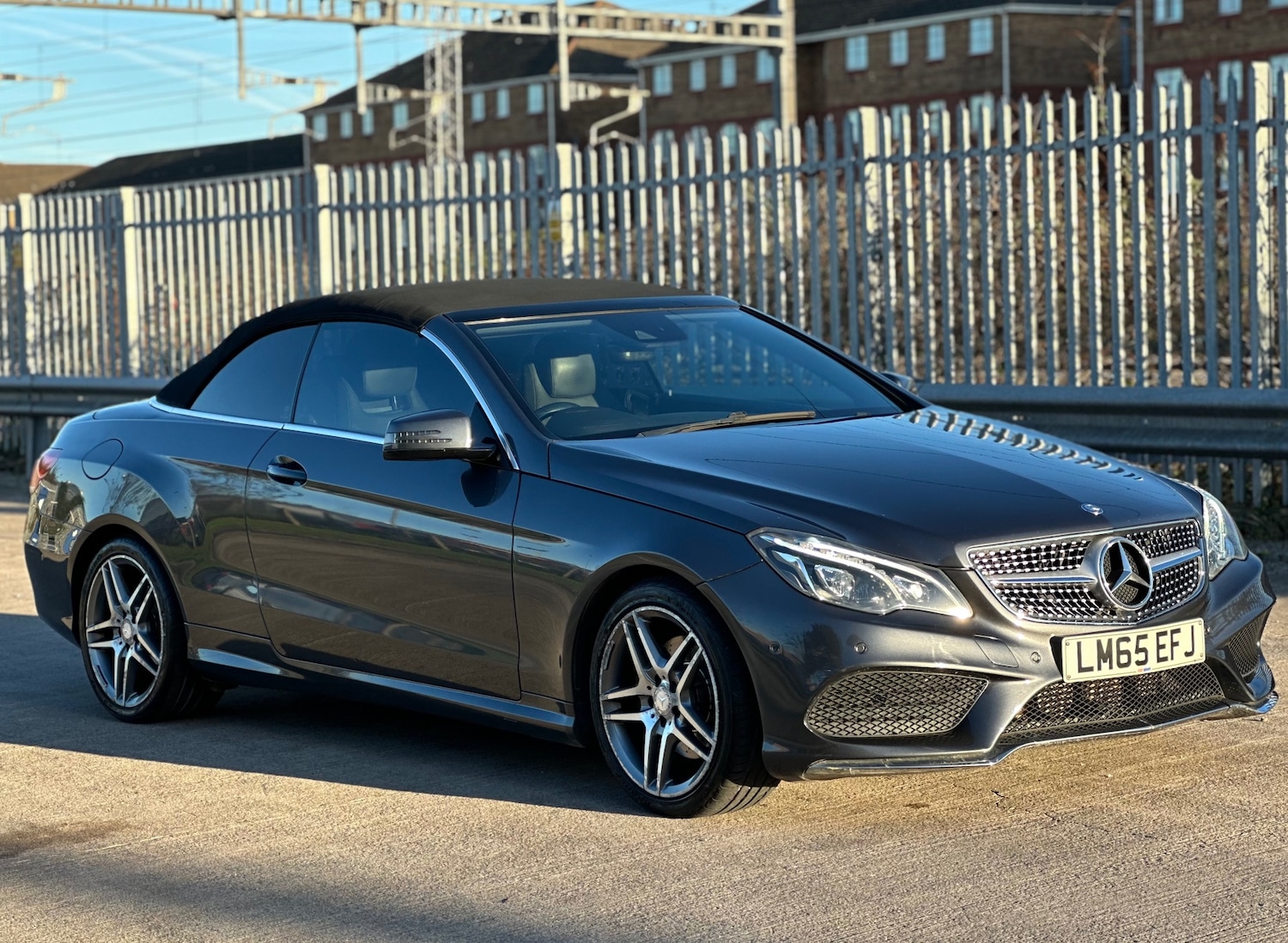 Used Mercedes-Benz E Class 2015 for sale - 77059128: Photo 2