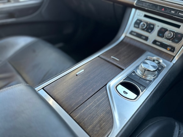 Used Jaguar XF 2014 for sale - 74432479: Photo 14