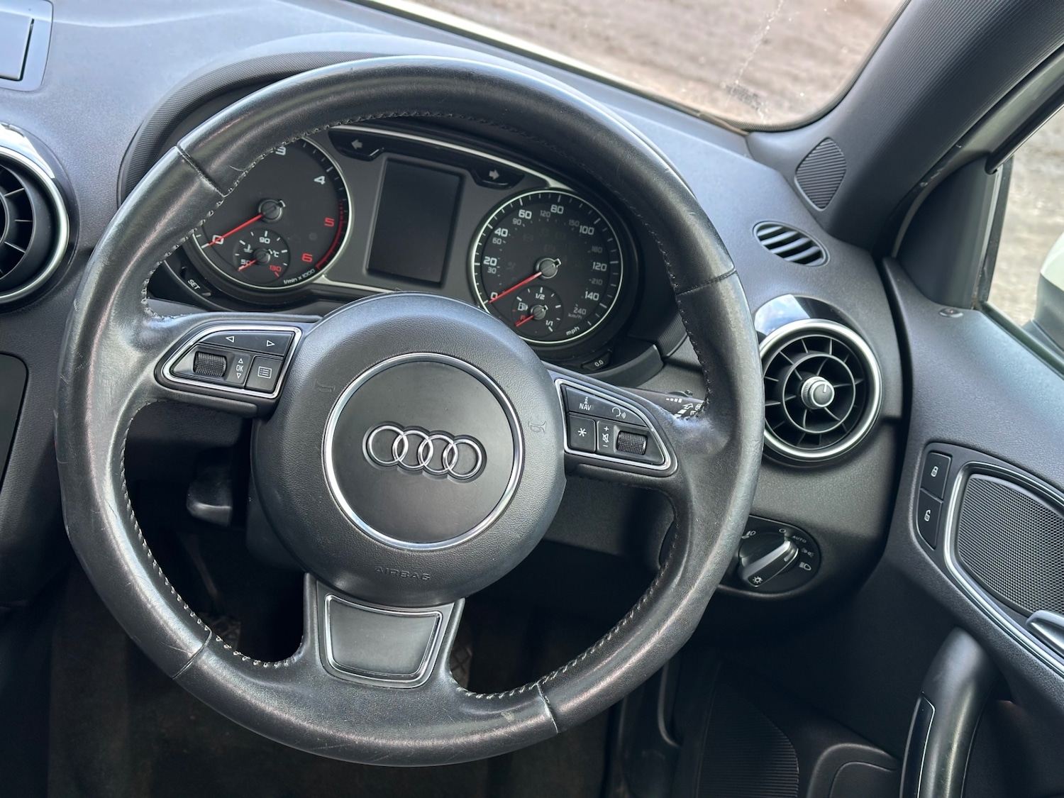 Used Audi A1 2013 for sale - 77558713: Photo 12