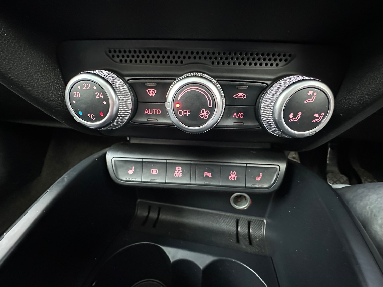 Used Audi A1 2013 for sale - 77558713: Photo 15