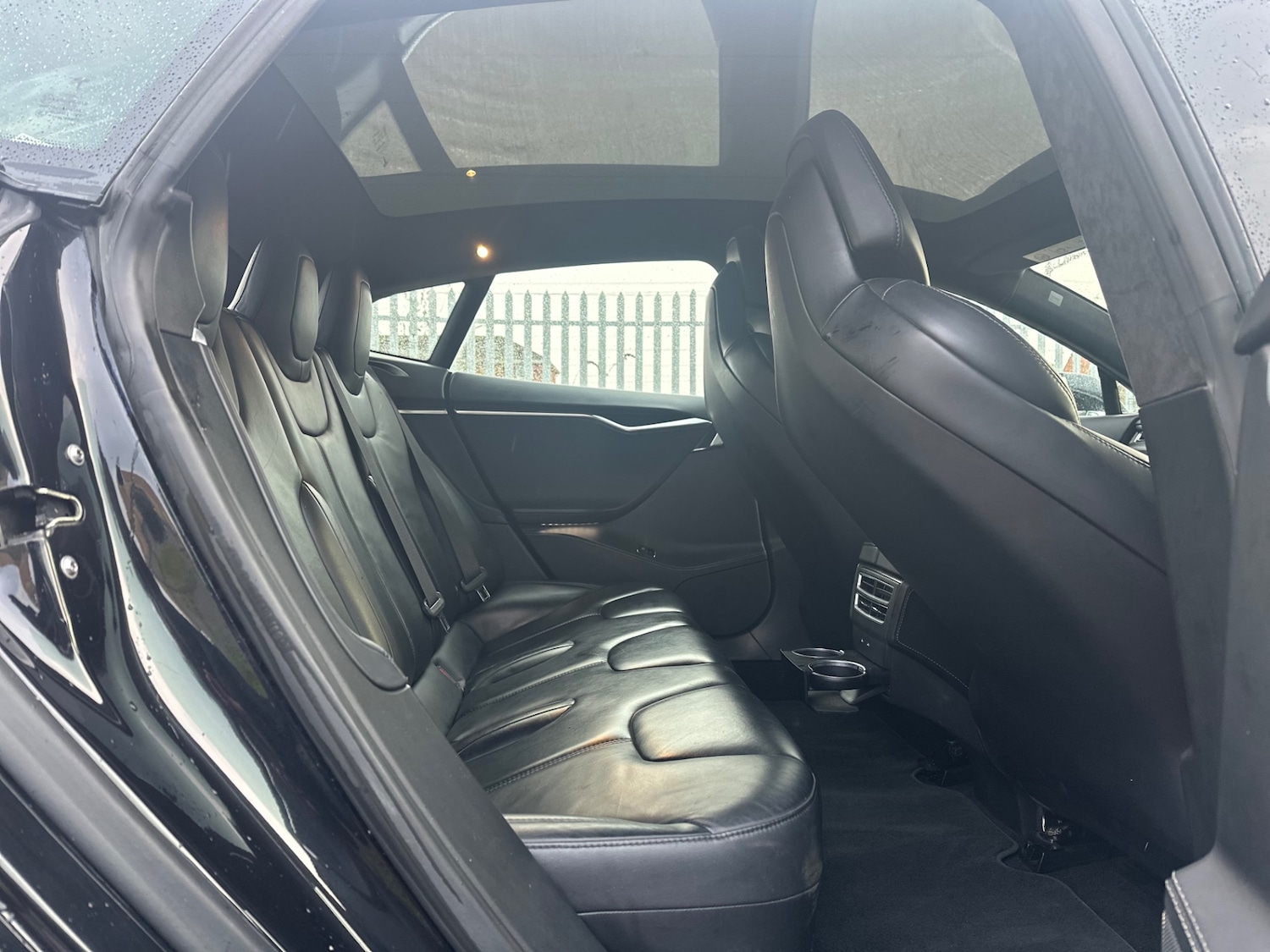 Used Tesla Model S 2017 for sale - 77460371: Photo 17