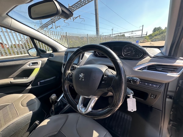 Used Peugeot 208 2015 for sale - 75271541: Photo 12