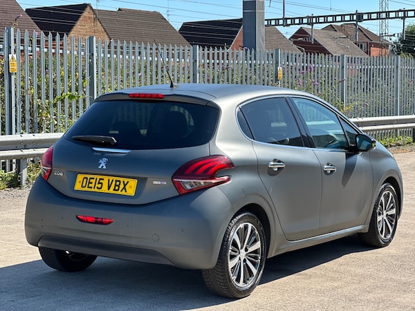 Used Peugeot 208 2015 for sale - 75271541: Photo 6