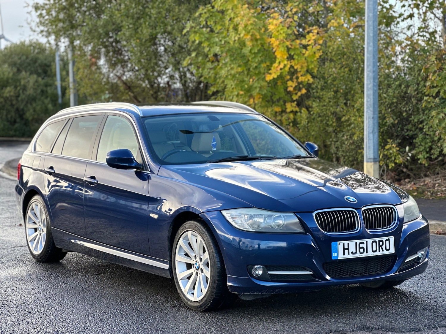 Used BMW 3 Series 2011 for sale - 76364850: Photo 1