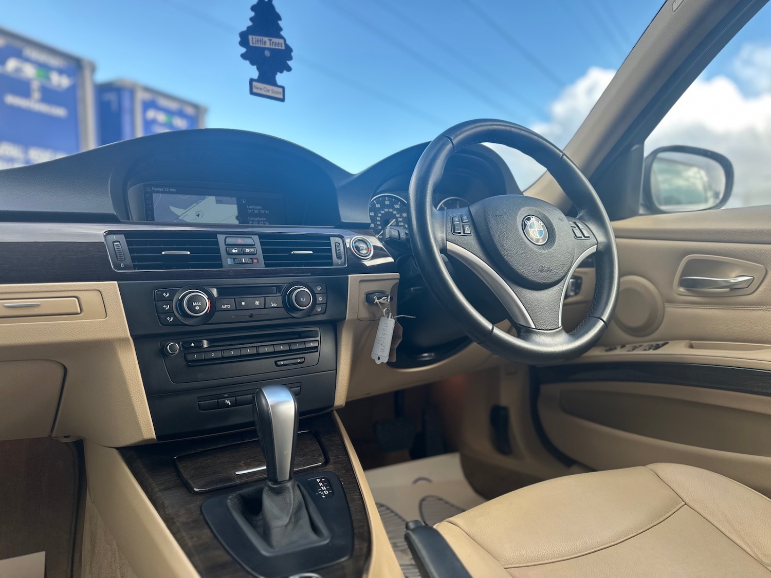 Used BMW 3 Series 2011 for sale - 76364850: Photo 20