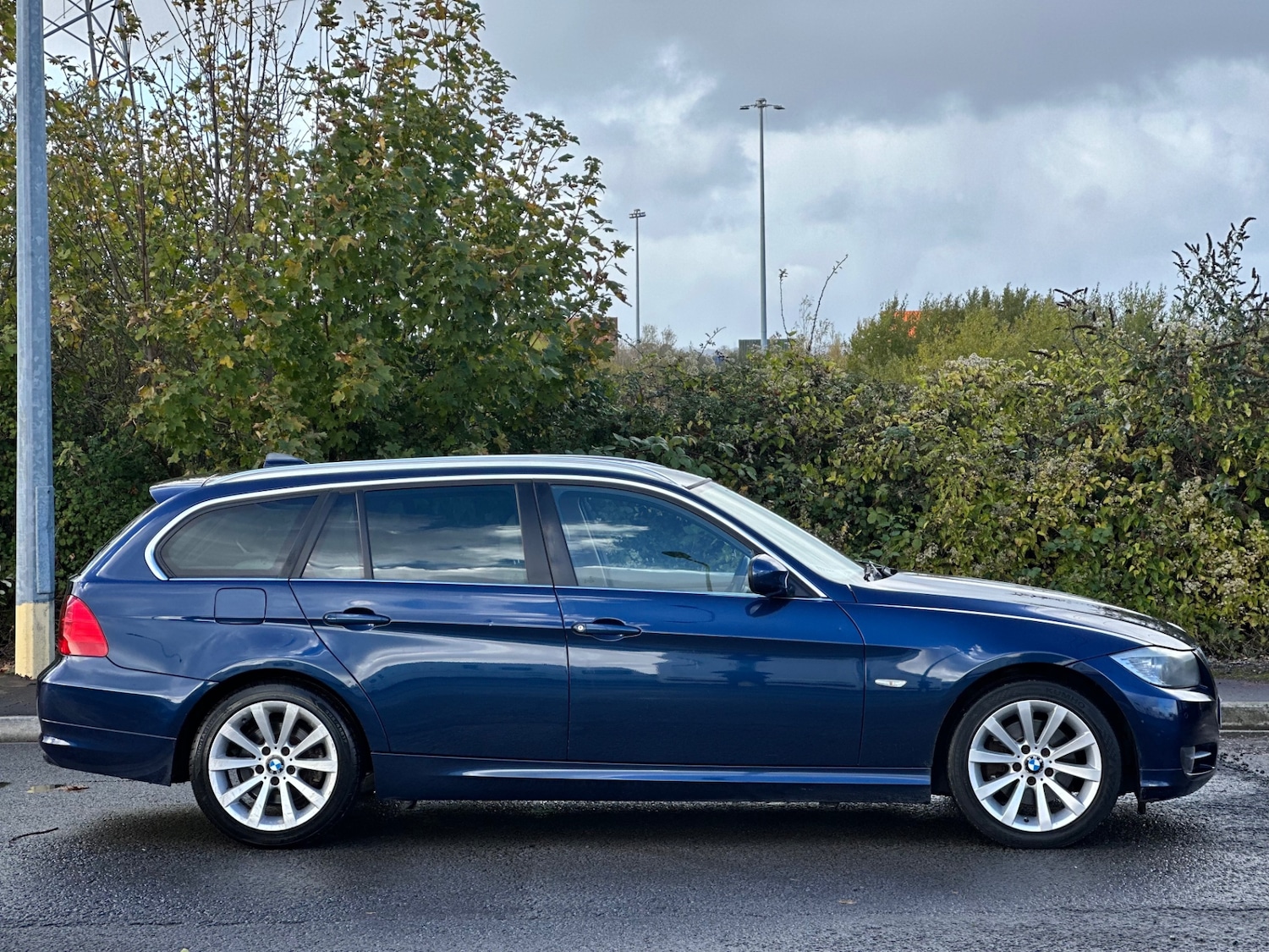 Used BMW 3 Series 2011 for sale - 76364850: Photo 7