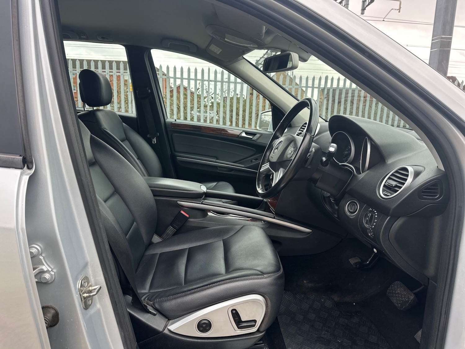 Used Mercedes-Benz M Class 2012 for sale - 77712865: Photo 12