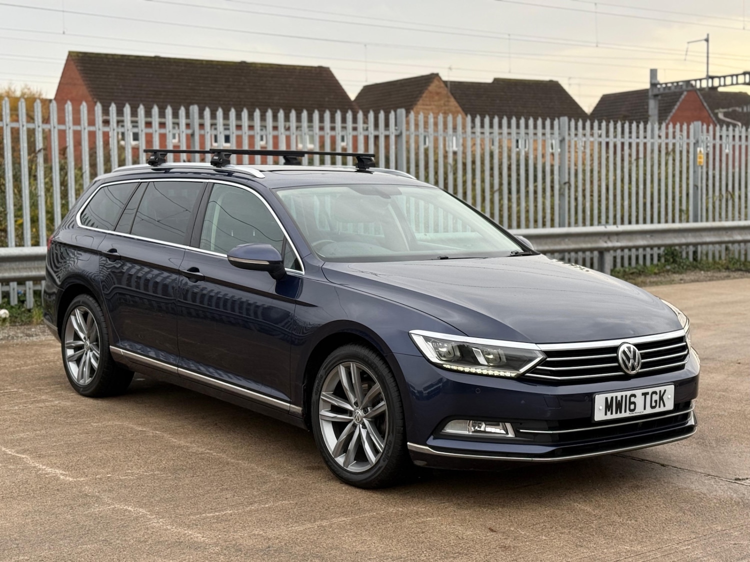 Used Volkswagen Passat 2016 for sale - 76504533: Photo 2