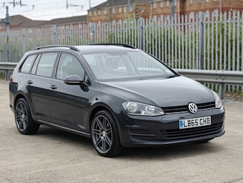 Used Volkswagen Golf 2016 for sale - 78770564: Photo