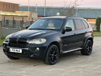 Used BMW X5 2010 for sale - 77097045: Photo