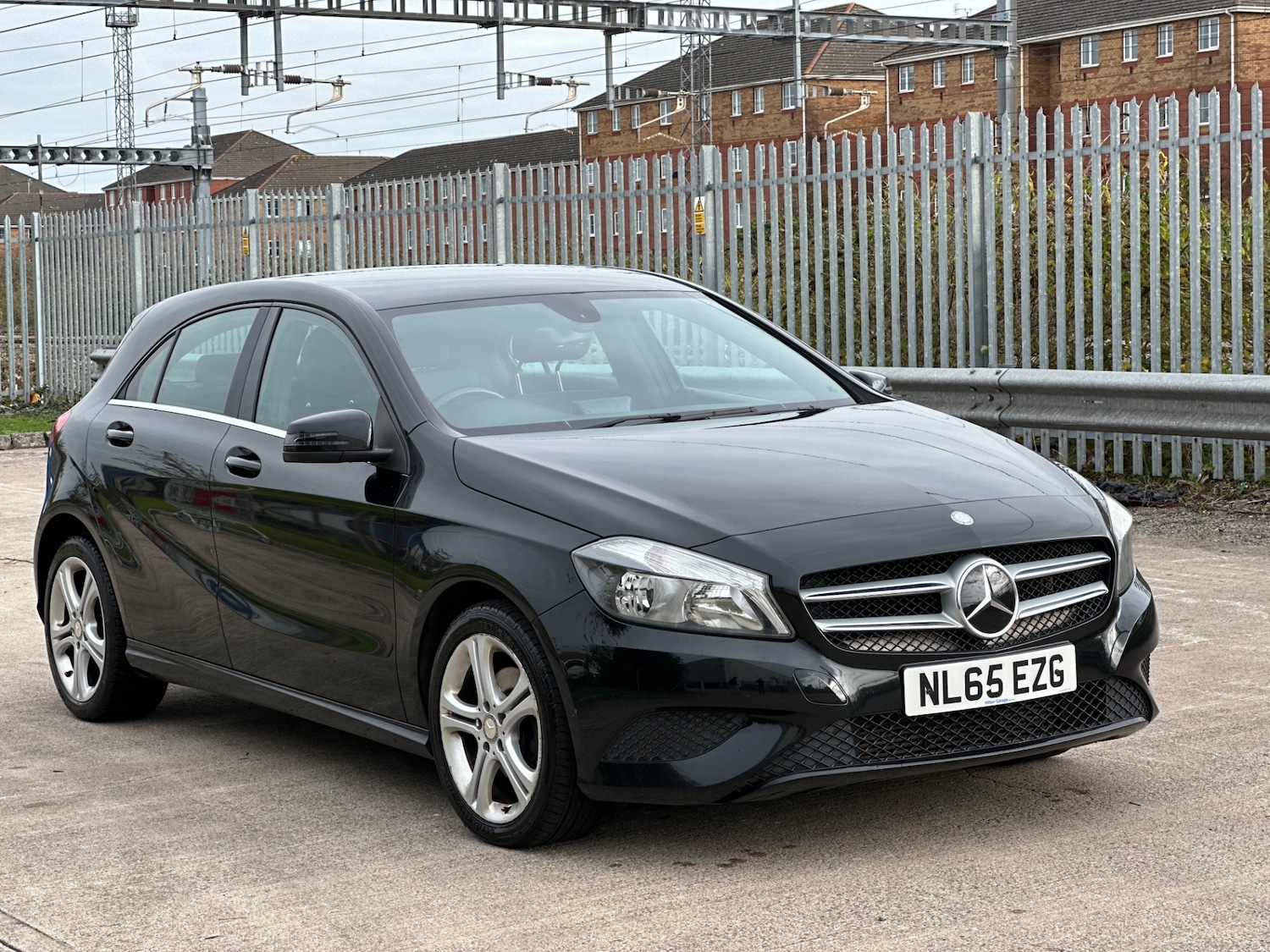 Used Mercedes-Benz A-Class 2015 for sale - 76379664: Photo 1