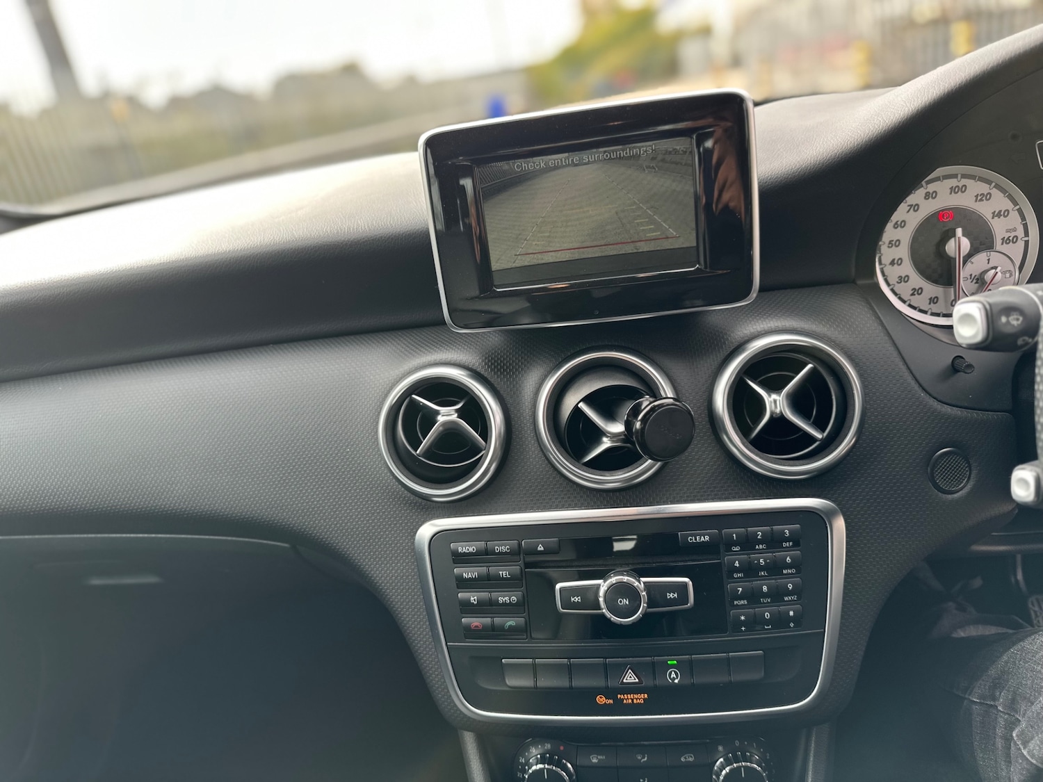 Used Mercedes-Benz A-Class 2015 for sale - 76379664: Photo 14