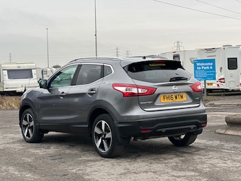 Used Nissan Qashqai 2016 for sale - 77364016: Photo