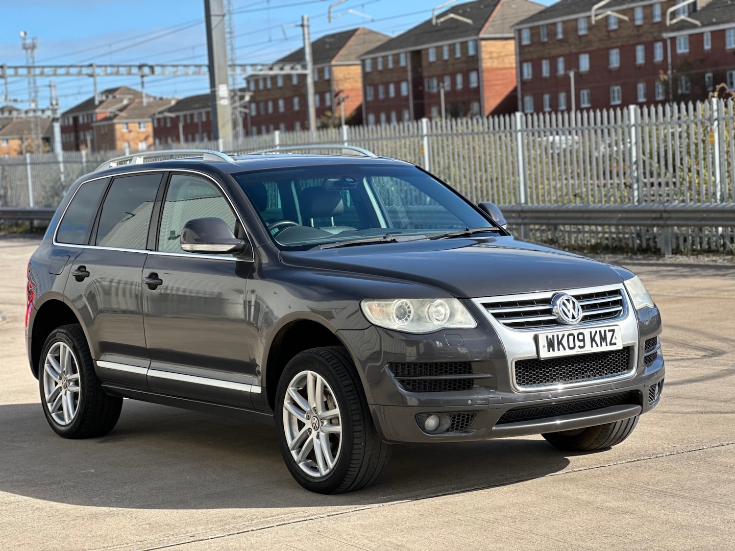 Used Volkswagen Touareg 2009 for sale - 76205377: Photo 1