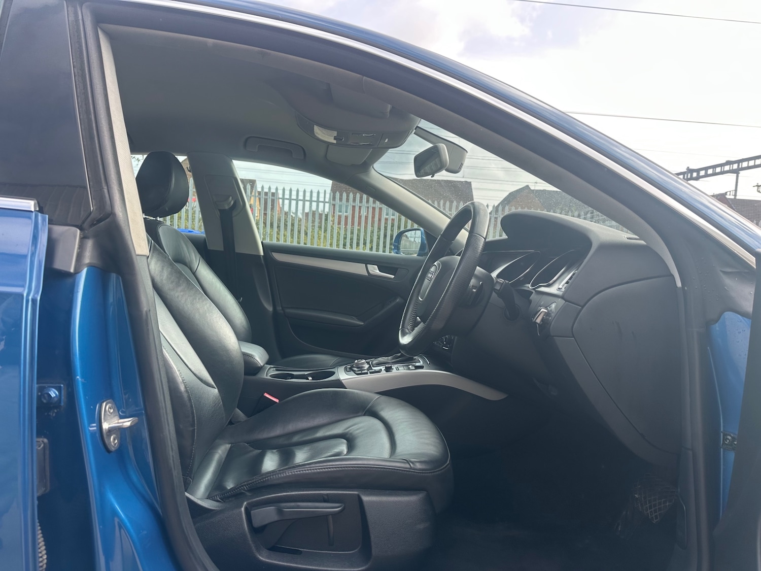Used Audi A5 2010 for sale - 76172501: Photo 9