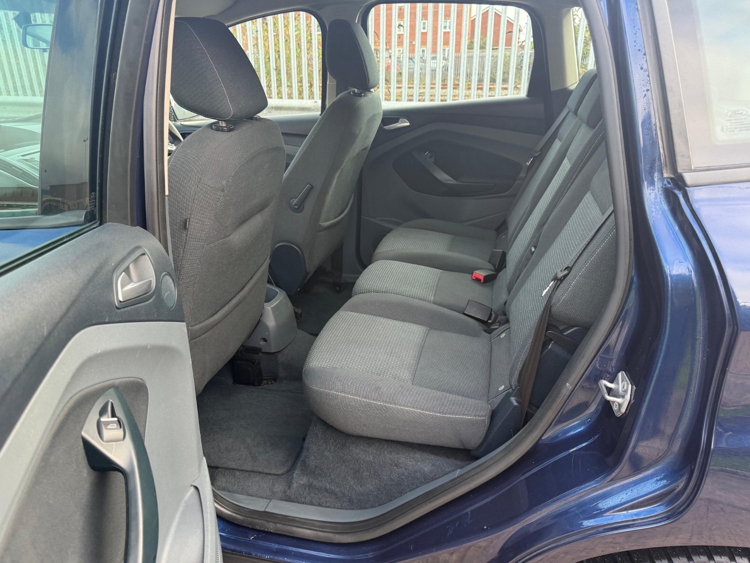 Used Ford C-Max 2011 for sale - 76589933: Photo 16