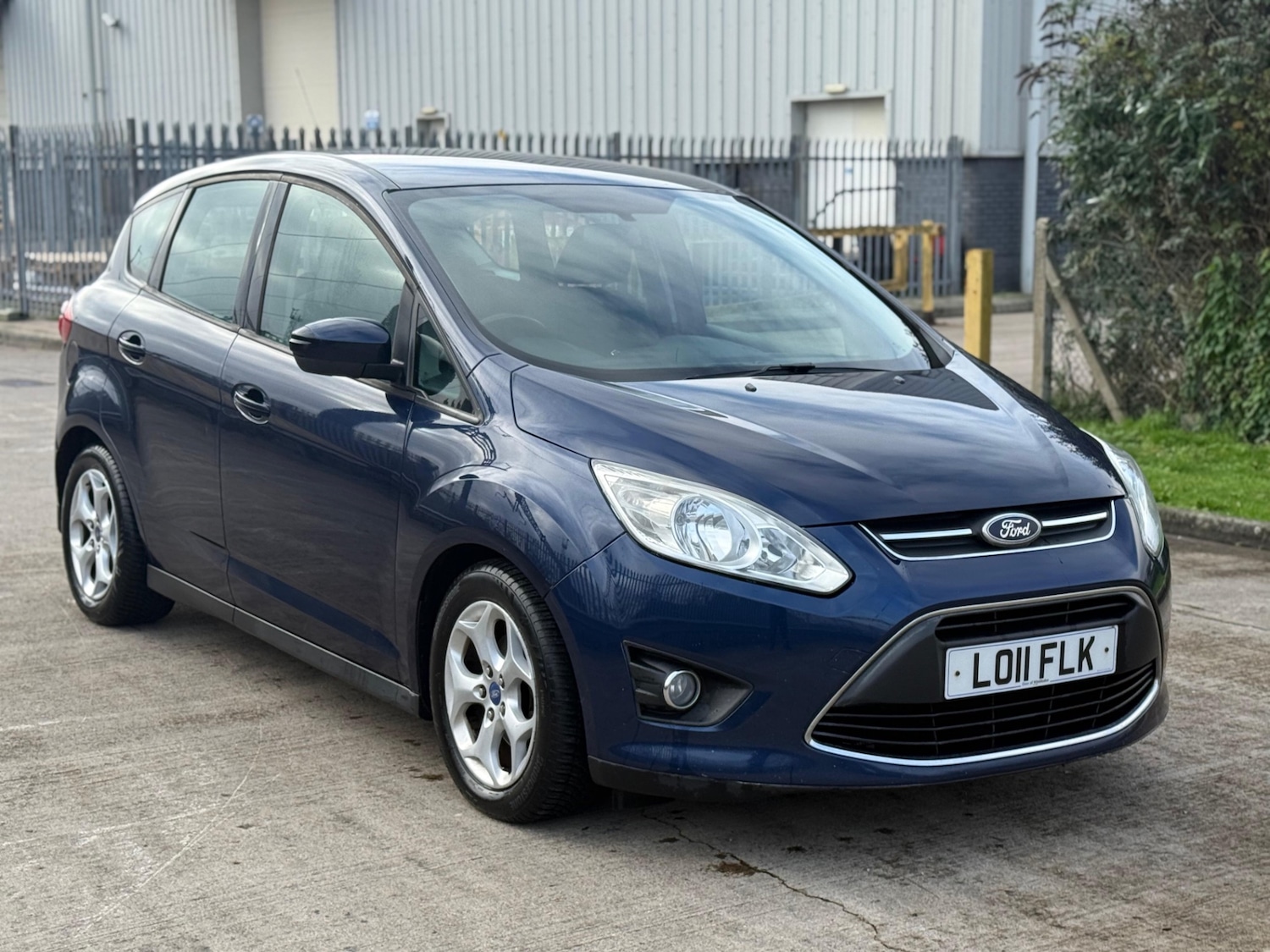 Used Ford C-Max 2011 for sale - 76589933: Photo 3