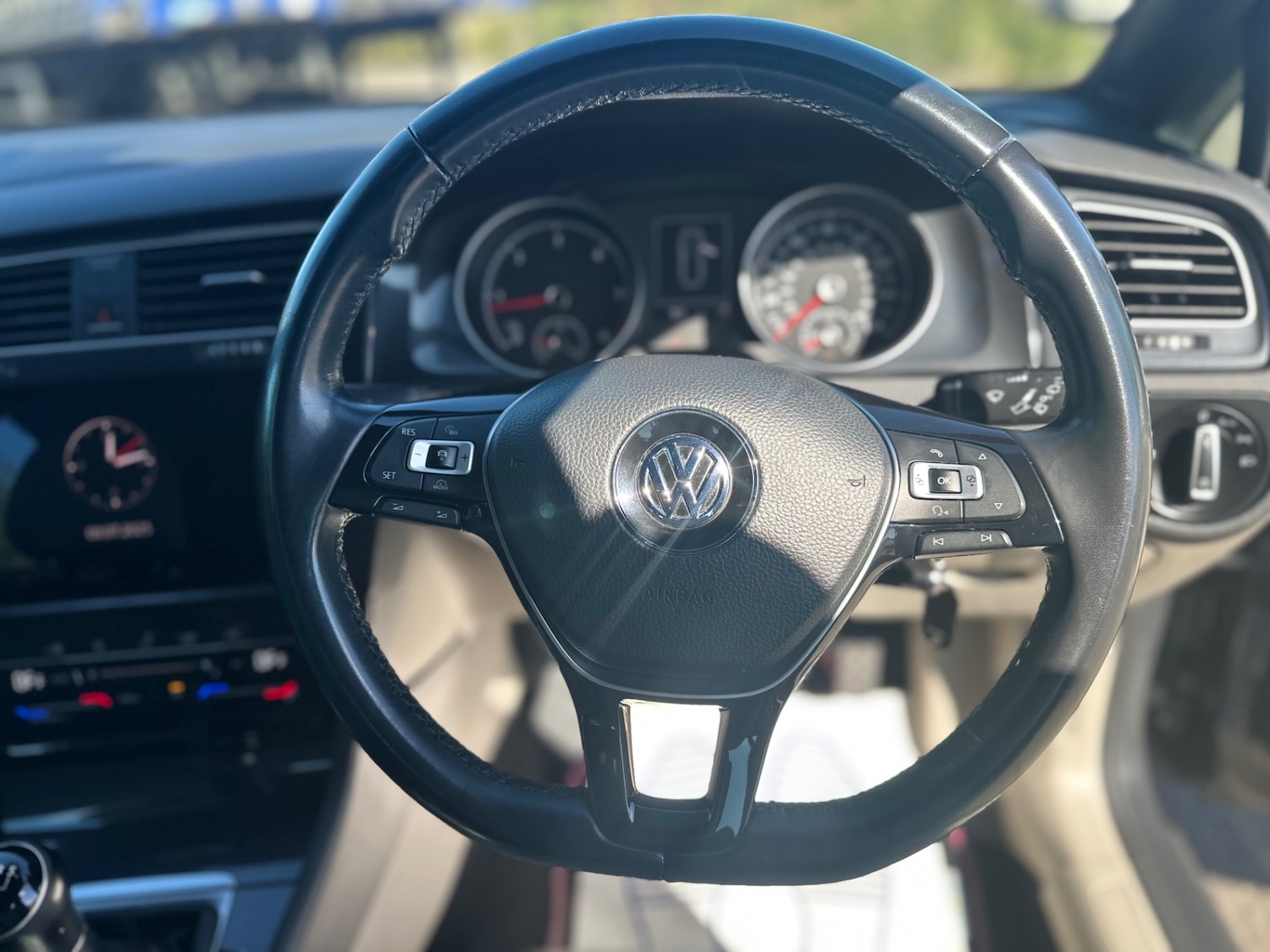 Used Volkswagen Golf 2017 for sale - 76785142: Photo 14