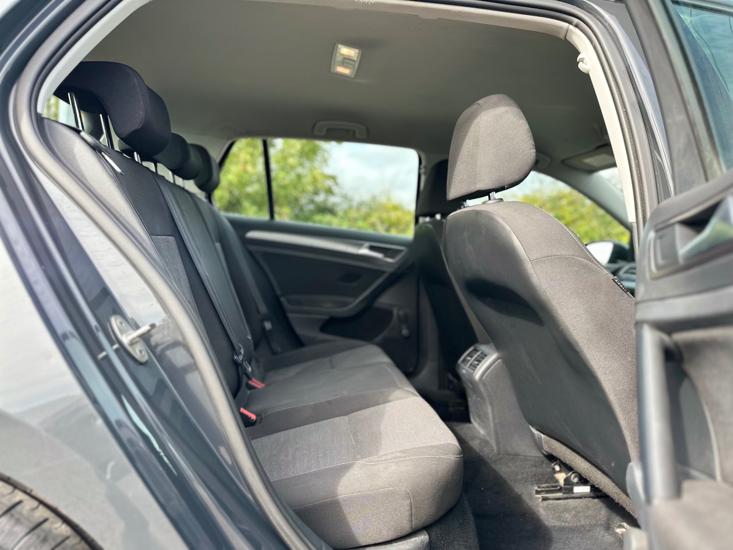Used Volkswagen Golf 2014 for sale - 76178144: Photo 14