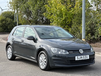 Volkswagen - Golf