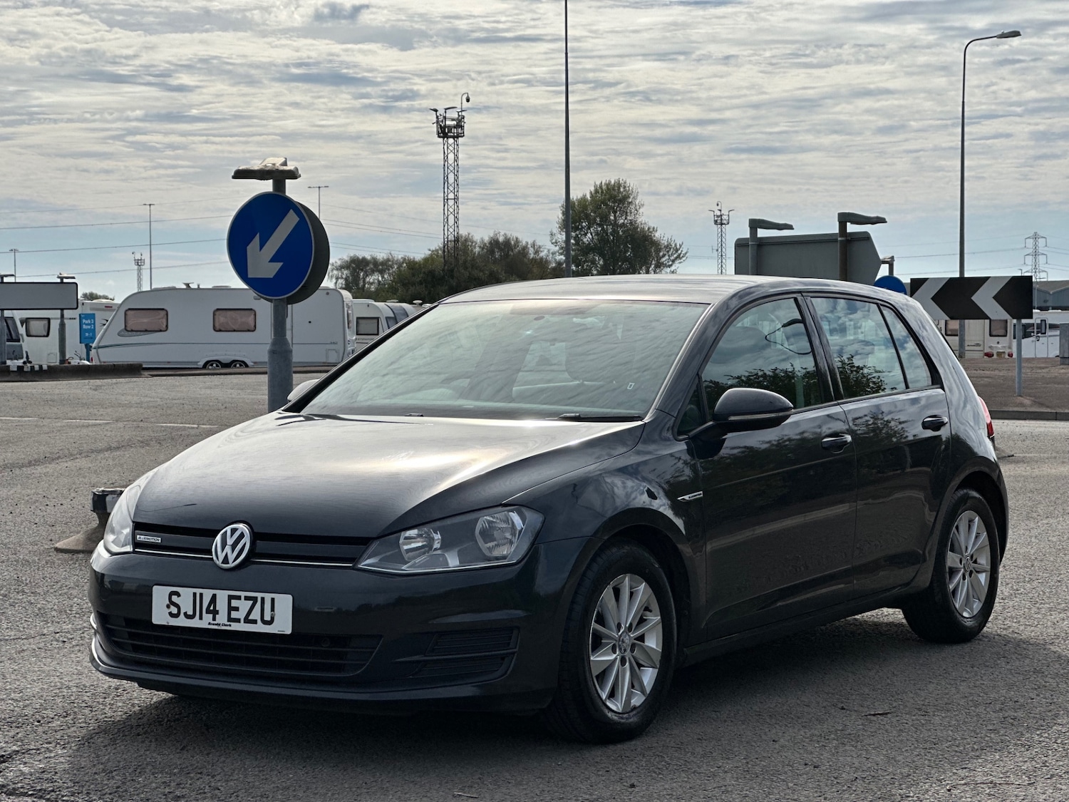 Used Volkswagen Golf 2014 for sale - 76178144: Photo 4