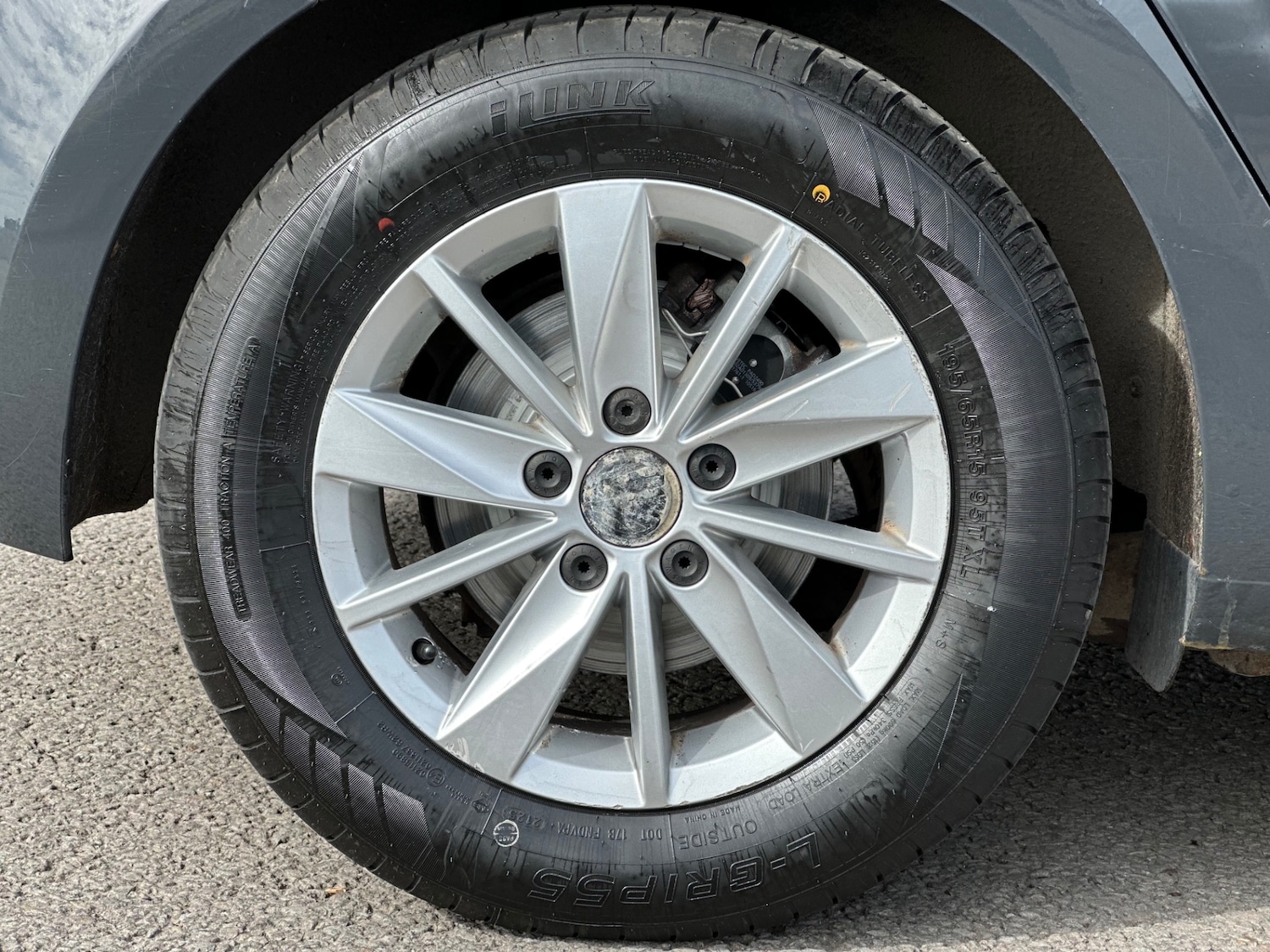 Used Volkswagen Golf 2014 for sale - 76178144: Photo 9