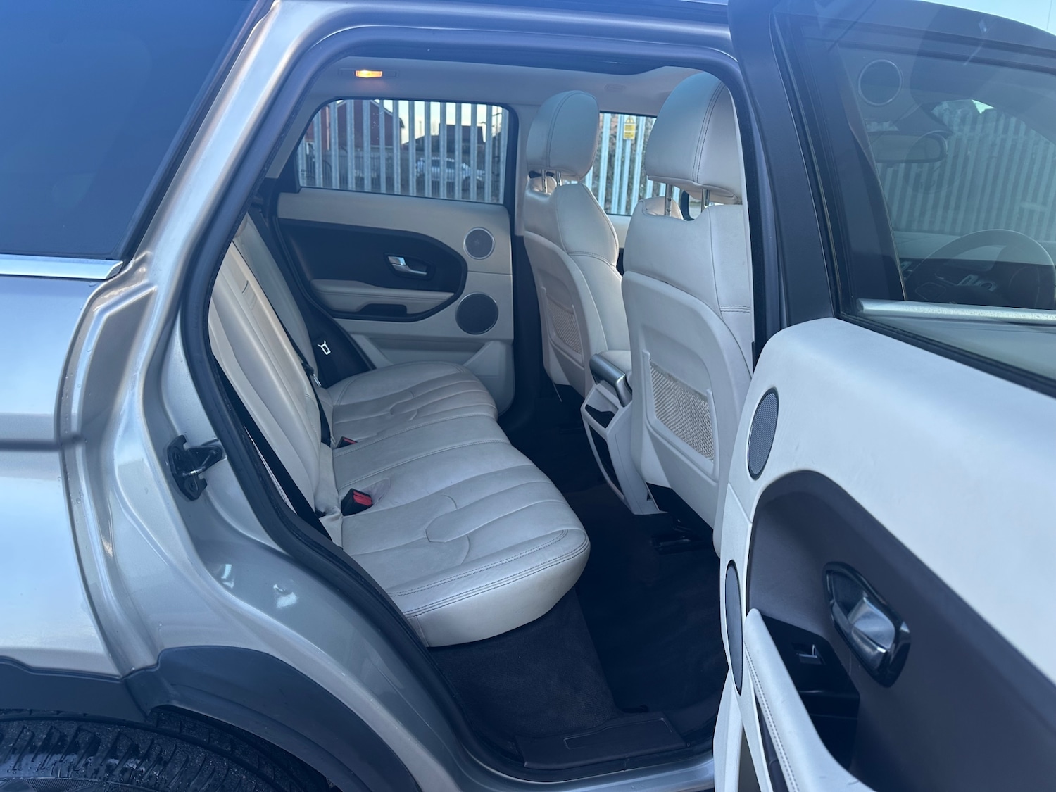 Used Land Rover Range Rover Evoque 2012 for sale - 77438747: Photo 11