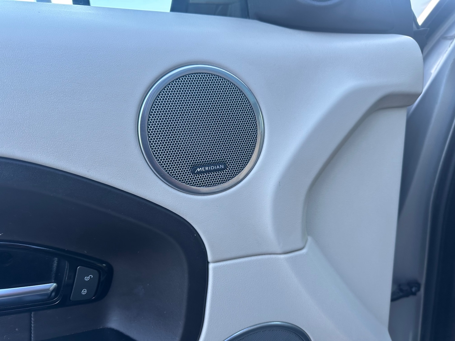 Used Land Rover Range Rover Evoque 2012 for sale - 77438747: Photo 16