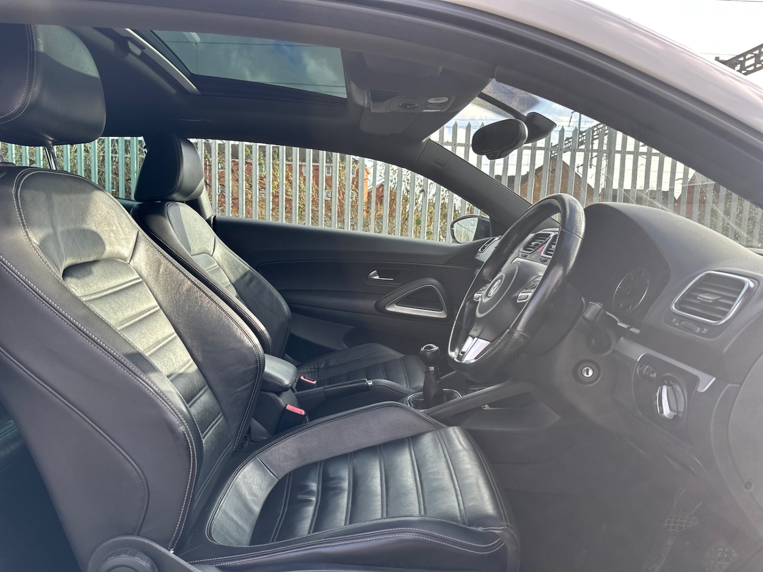 Used Volkswagen Scirocco 2012 for sale - 77310783: Photo 7