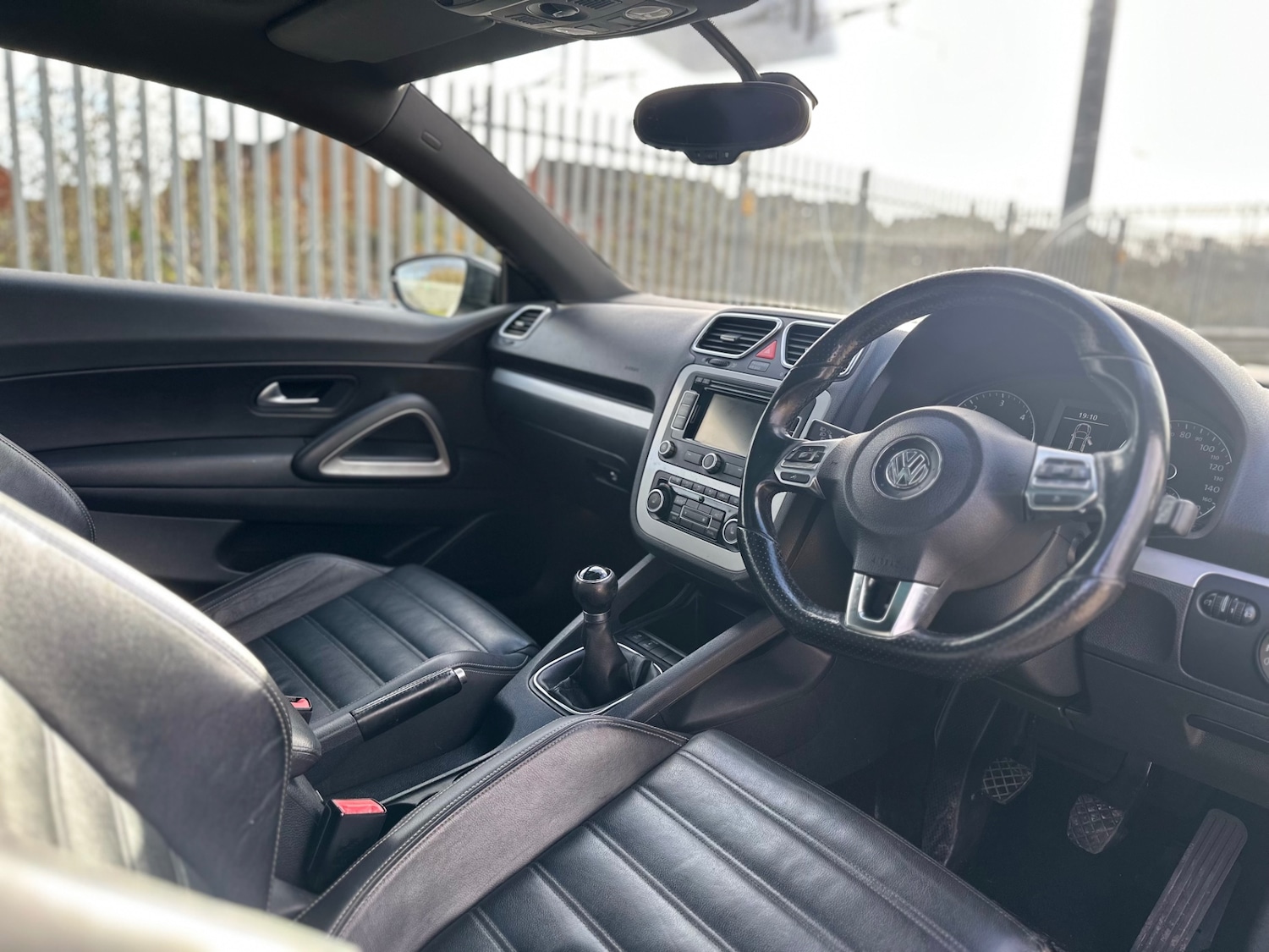 Used Volkswagen Scirocco 2012 for sale - 77310783: Photo 8