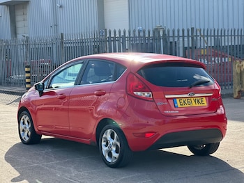 Used Ford Fiesta 2011 for sale - 75779778: Photo