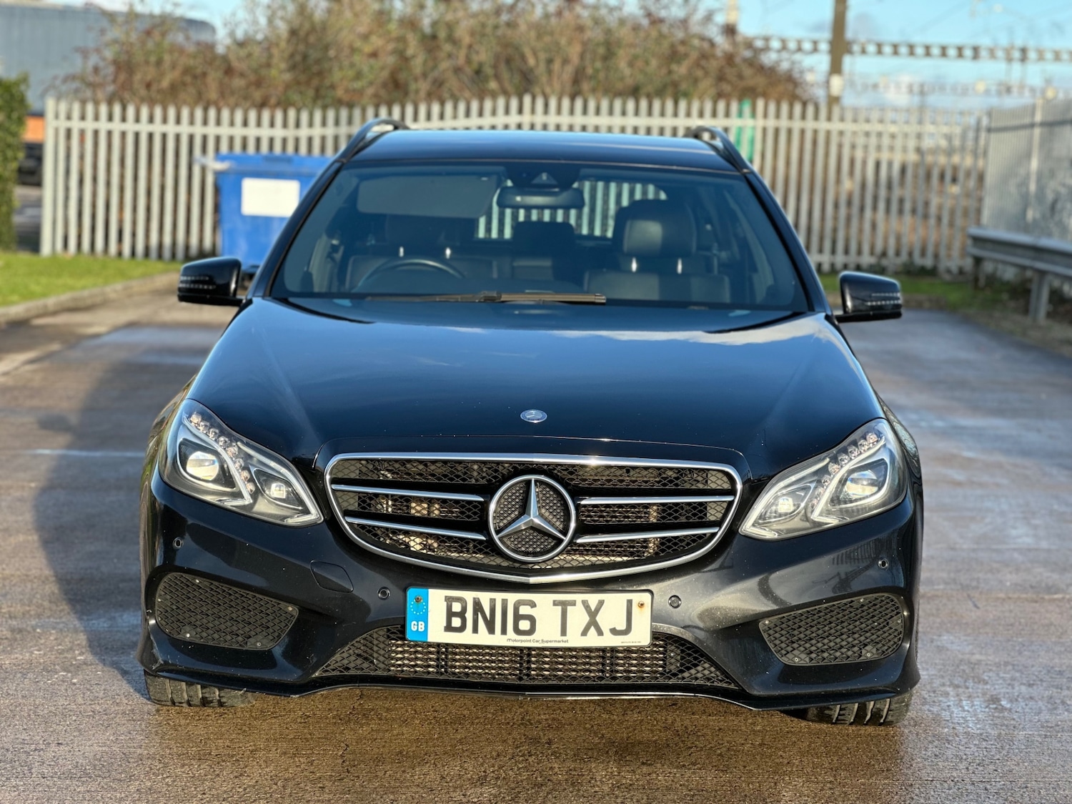 Used Mercedes-Benz E Class 2016 for sale - 77053767: Photo 2