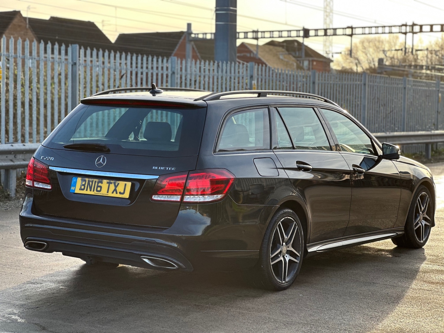 Used Mercedes-Benz E Class 2016 for sale - 77053767: Photo 8