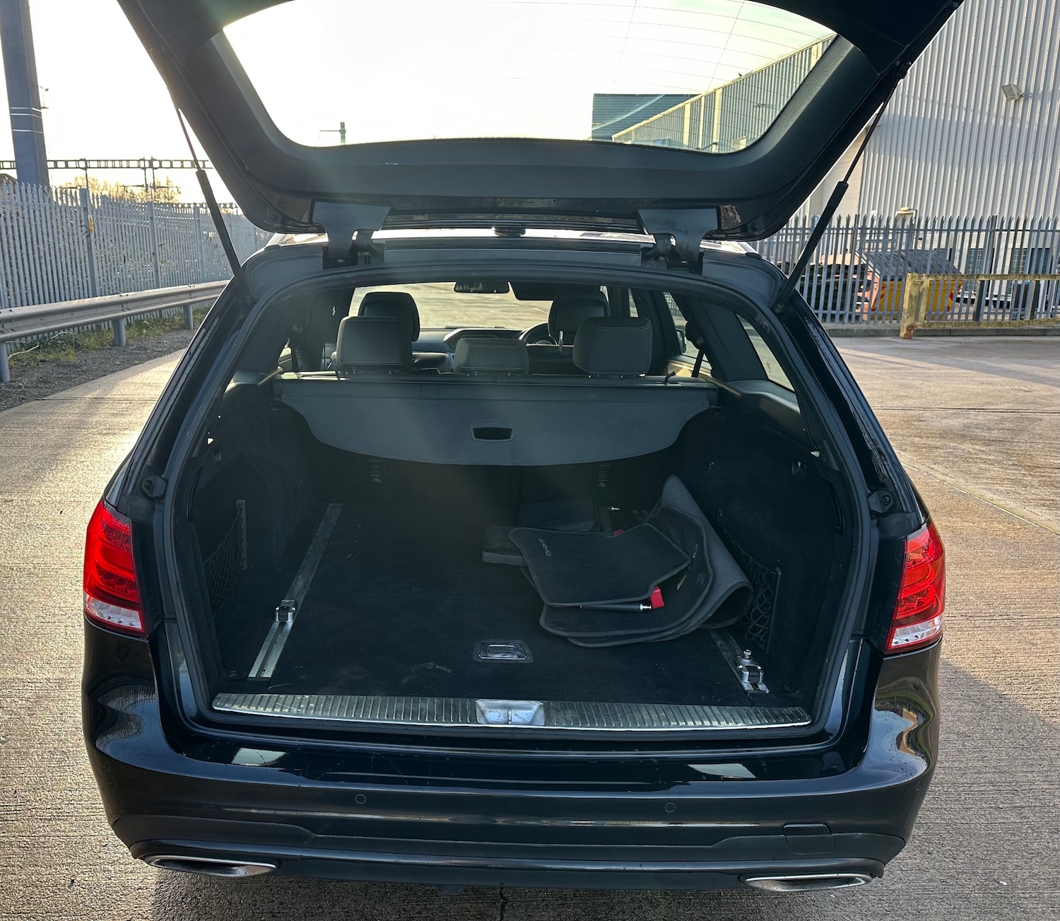 Used Mercedes-Benz E Class 2016 for sale - 77053767: Photo 9