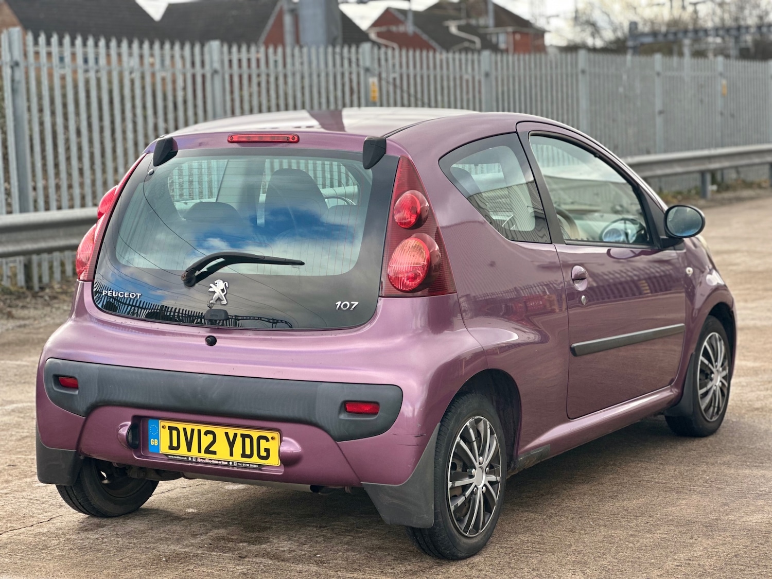 Used Peugeot 107 2012 for sale - 77632590: Photo 9