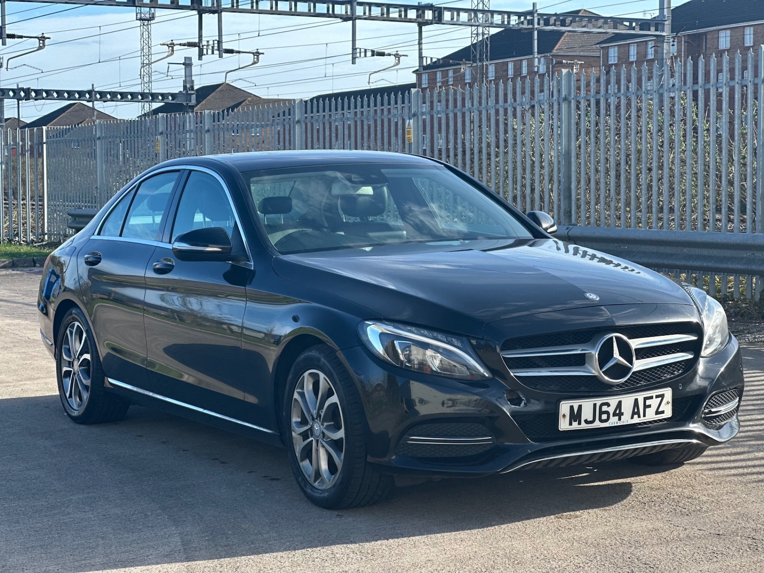 Used Mercedes-Benz C Class 2014 for sale - 77781549: Photo 2