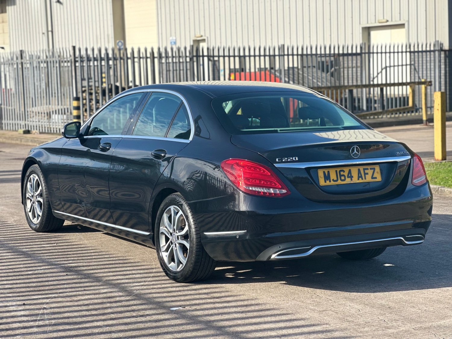 Used Mercedes-Benz C Class 2014 for sale - 77781549: Photo 7