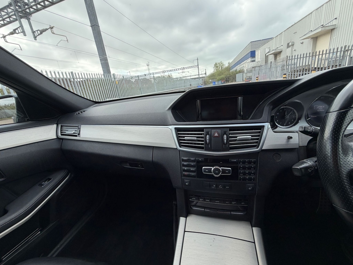 Used Mercedes-Benz E Class 2012 for sale - 78183455: Photo 22