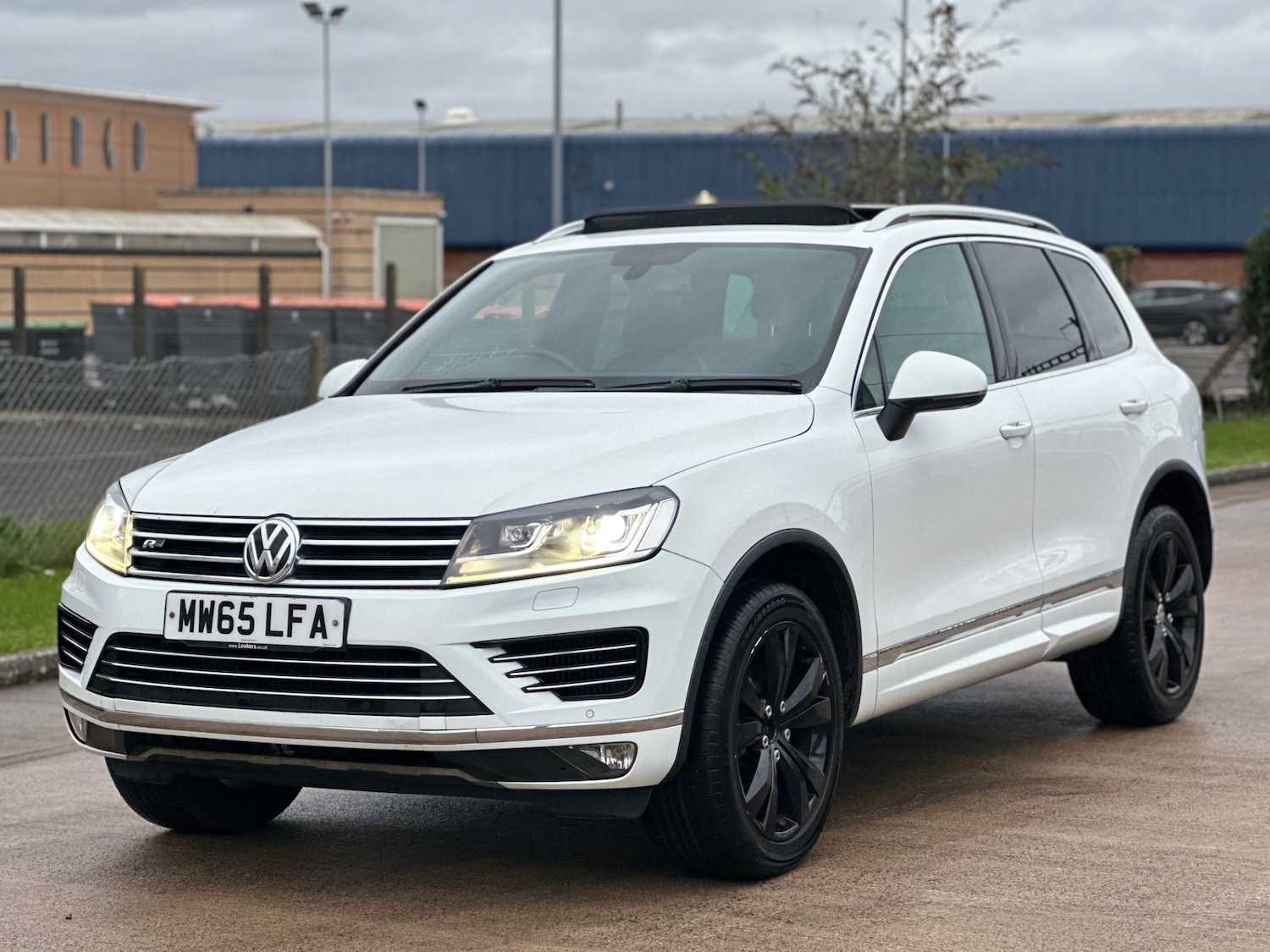 Used Volkswagen Touareg 2015 for sale - 76418525: Photo 3