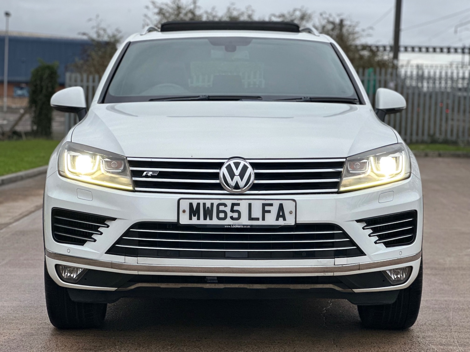 Used Volkswagen Touareg 2015 for sale - 76418525: Photo 4