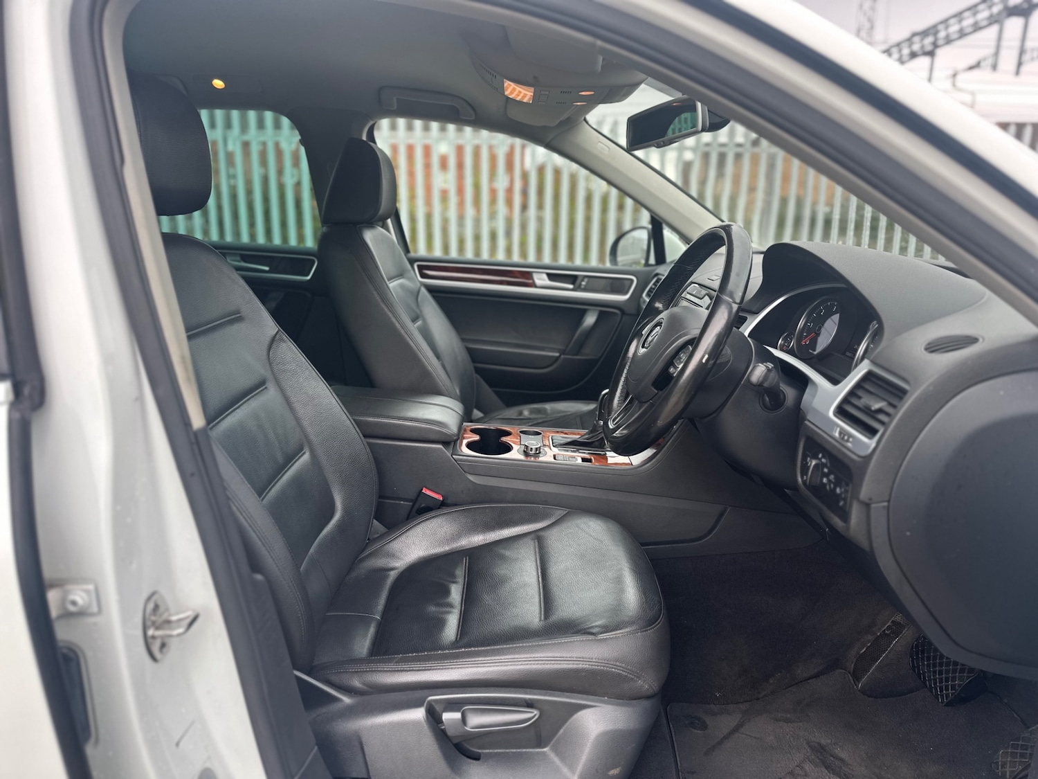 Used Volkswagen Touareg 2012 for sale - 76380146: Photo 12