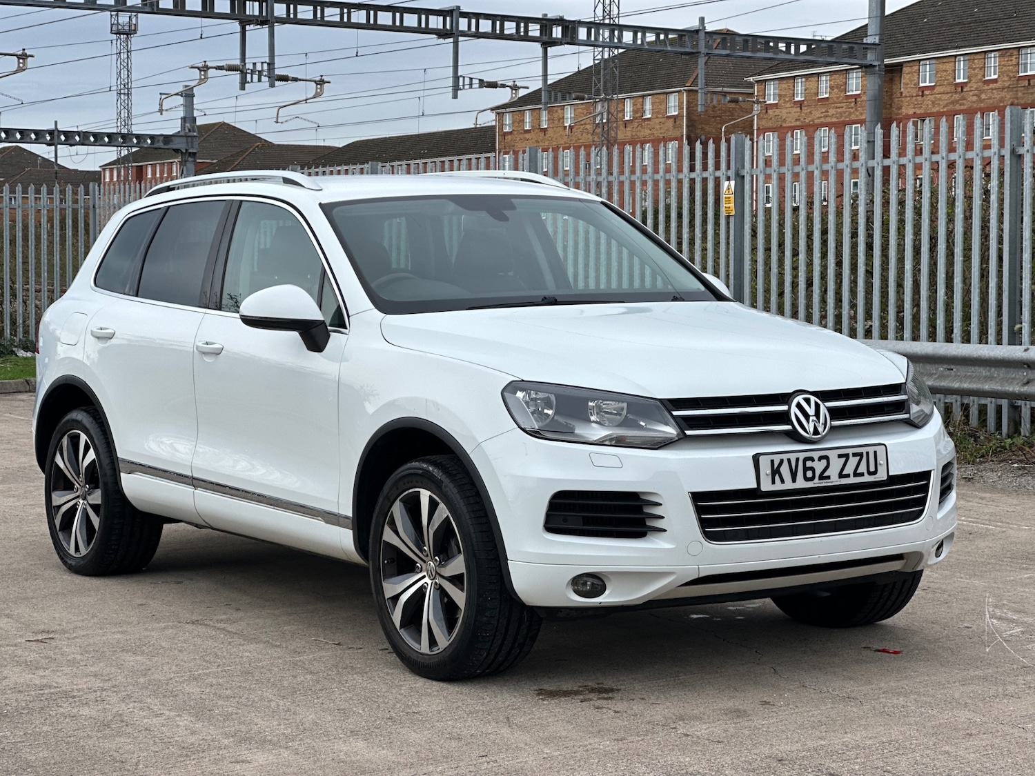 Used Volkswagen Touareg 2012 for sale - 76380146: Photo 2
