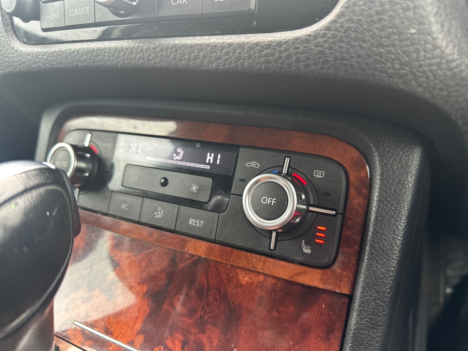 Used Volkswagen Touareg 2012 for sale - 76380146: Photo 20