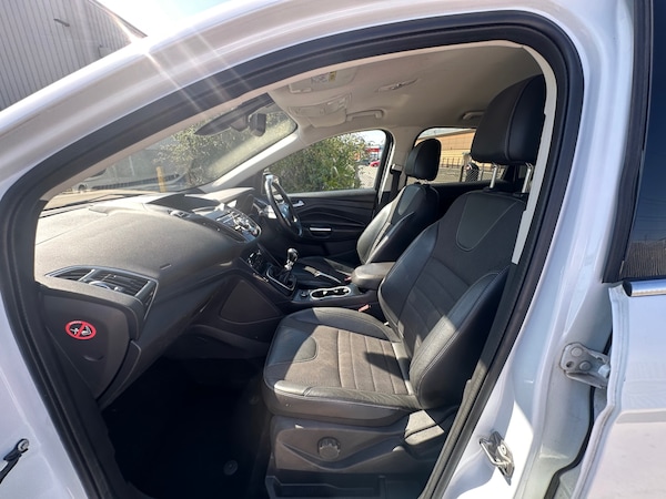Used Ford Kuga 2015 for sale - 75271544: Photo 11