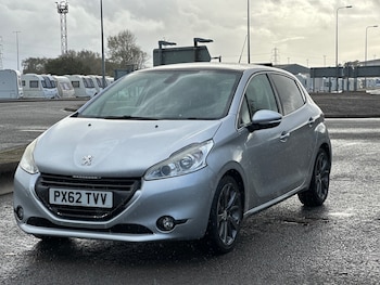 Used Peugeot 208 2012 for sale - 76449167: Photo