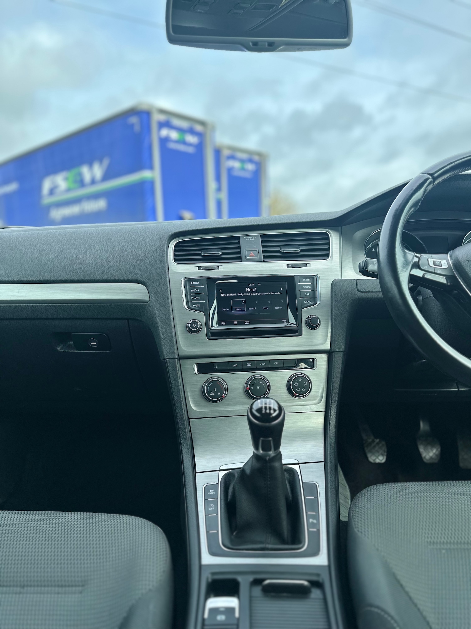 Used Volkswagen Golf 2014 for sale - 77945217: Photo 18