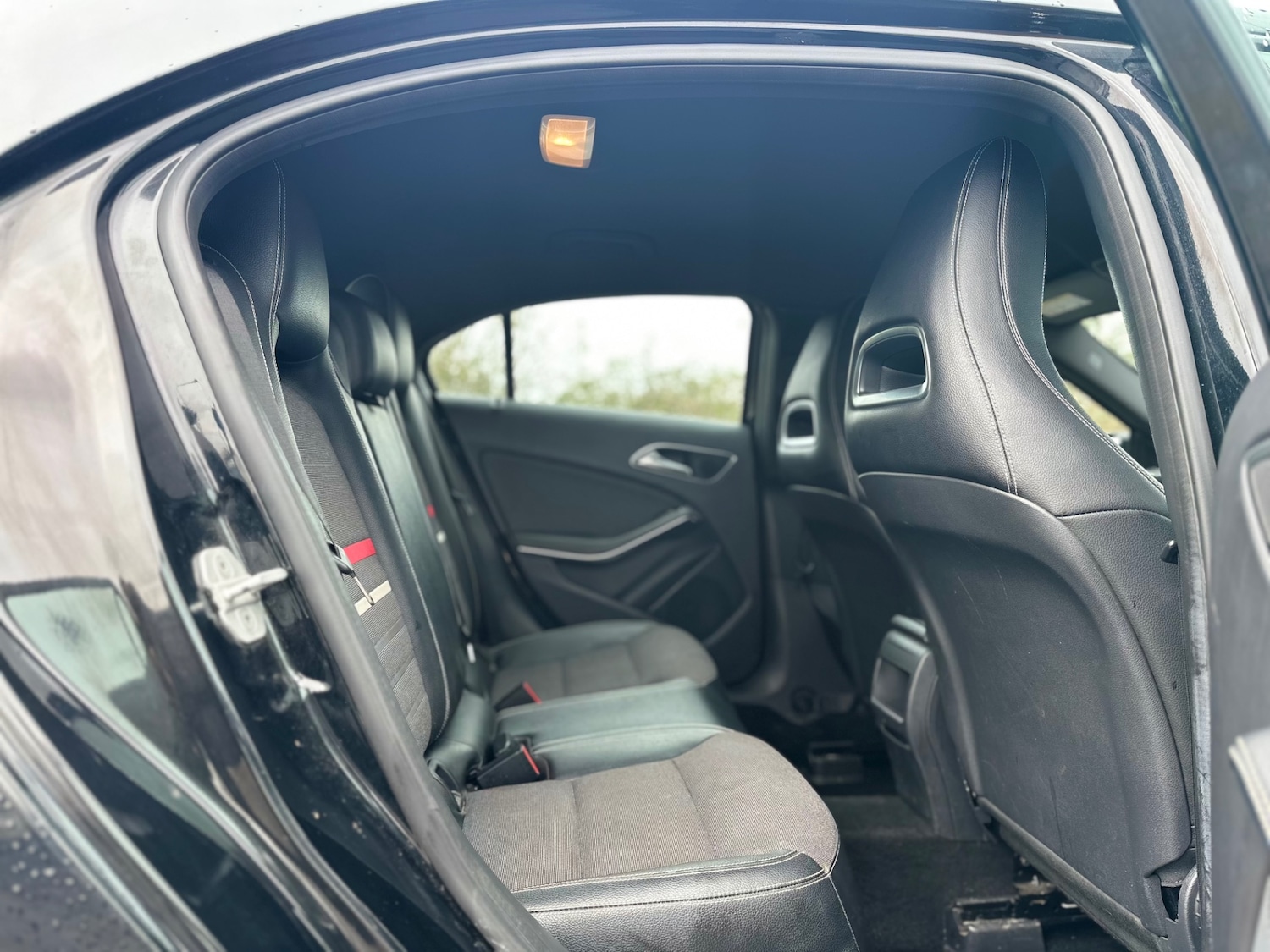 Used Mercedes-Benz A-Class 2015 for sale - 77945207: Photo 11