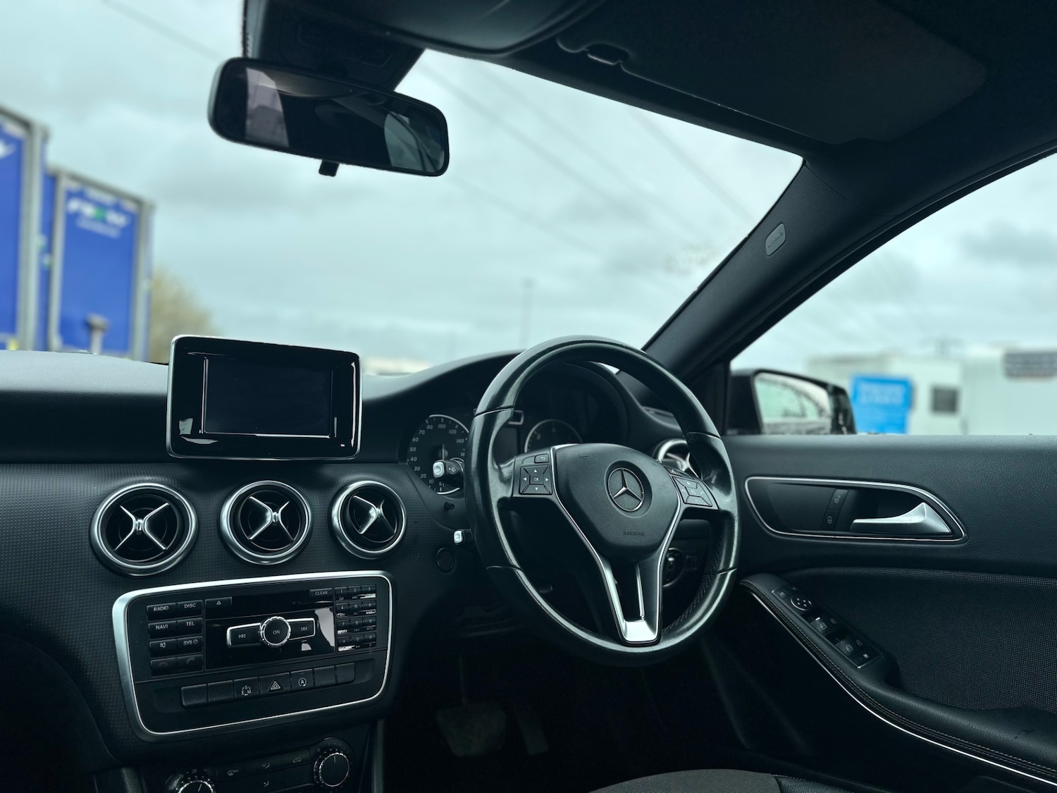 Used Mercedes-Benz A-Class 2015 for sale - 77945207: Photo 15