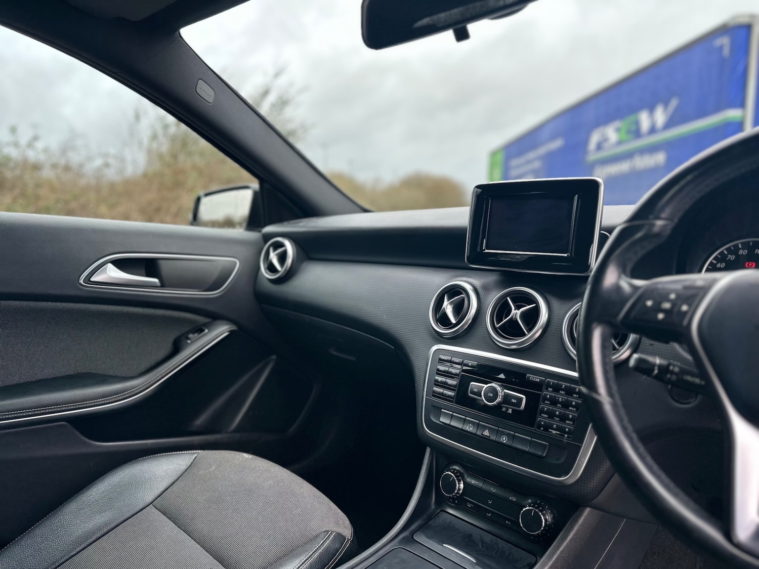 Used Mercedes-Benz A-Class 2015 for sale - 77945207: Photo 19